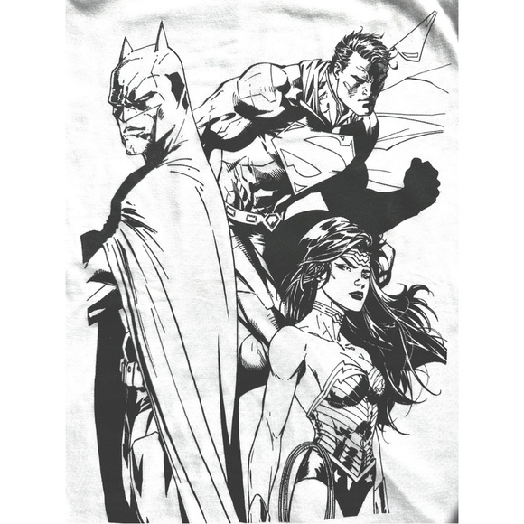 DC Comics Batman Superman Wonder Woman Graphic Tee - Picture 3 of 4